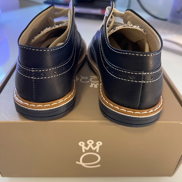 BNWT Kid’s Dress Shoes - Picture 4 of 7